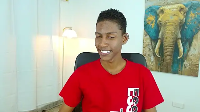 maiki18  online show from 1, 10, 2025