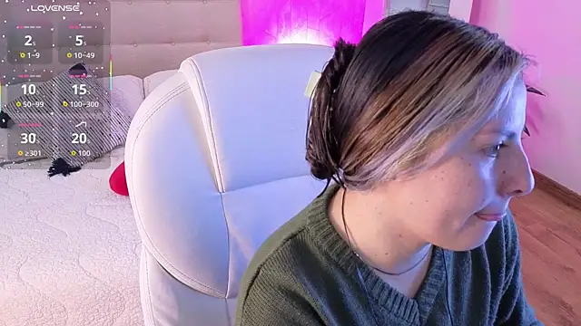 Snapshot of brandy_sweet_ chatting on 11, 9, 2025 brandy sweet  online show from 11, 9, 2025