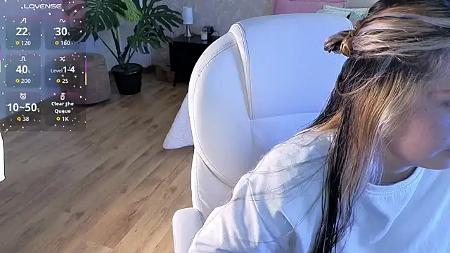 Snapshot of brandy_sweet_ chatting on 14, 9, 2025 brandy sweet  online show from 14, 9, 2025