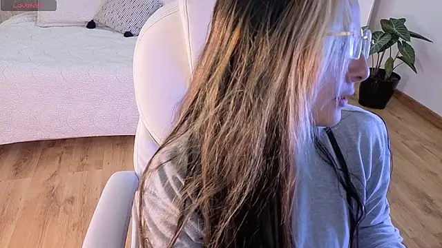 Snapshot of brandy_sweet_ chatting on 21, 9, 2025 brandy sweet  online show from 21, 9, 2025