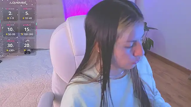 Snapshot of brandy_sweet_ chatting on 3, 10, 2025 brandy sweet  online show from 3, 10, 2025