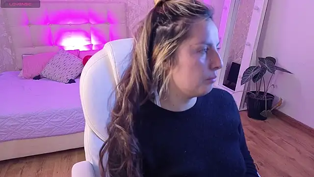 Snapshot of brandy_sweet_ chatting on 9, 10, 2025 brandy sweet  online show from 9, 10, 2025