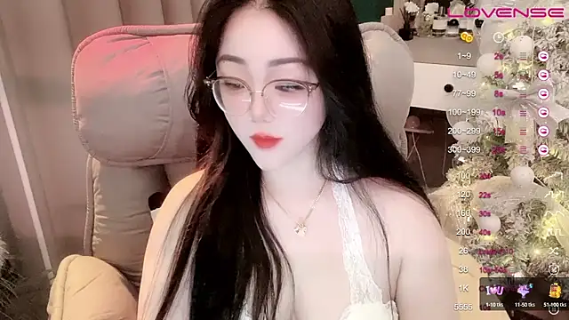 Monica-888 online show from 18, 3, 2025