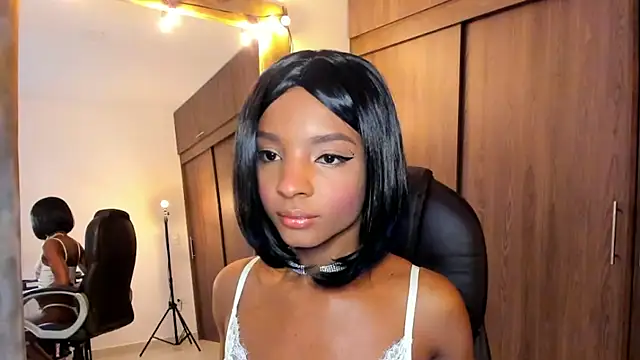 alikahouston4 online show from 6, 2, 2025