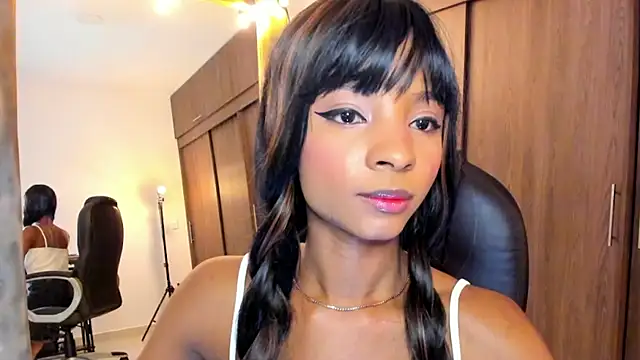 alikahouston4 online show from 25, 2, 2025