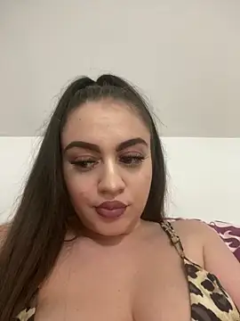 Snapshot of ayshalove chatting on 5, 3, 2025 ayshalove online show from 5, 3, 2025
