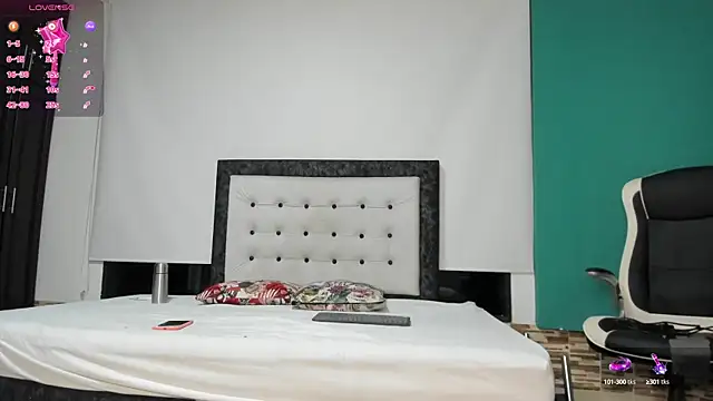 Snapshot of SelenaGmez chatting on 18, 1, 2025 SelenaGmez online show from 18, 1, 2025