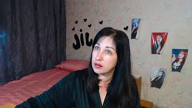 Snapshot of JillStevens chatting on 19, 9, 2025 JillStevens online show from 19, 9, 2025