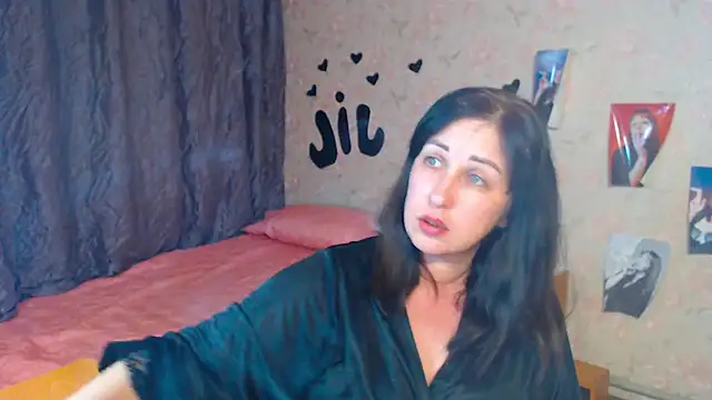 Snapshot of JillStevens chatting on 20, 9, 2025 JillStevens online show from 20, 9, 2025