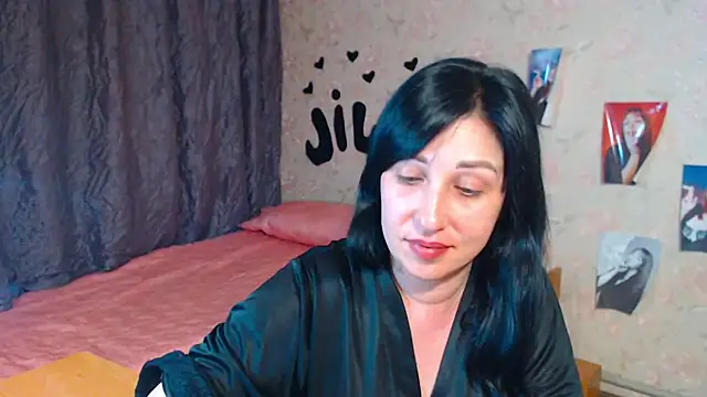 Snapshot of JillStevens chatting on 21, 9, 2025 JillStevens online show from 21, 9, 2025