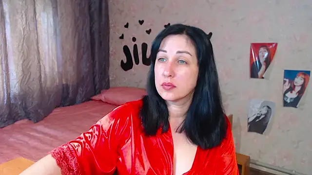 Snapshot of JillStevens chatting on 27, 9, 2025 JillStevens online show from 27, 9, 2025