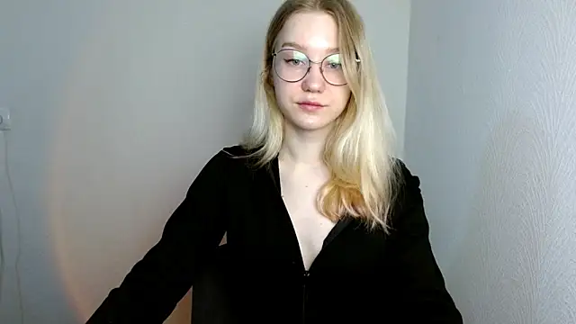 cindi hot online show from 12, 3, 2025