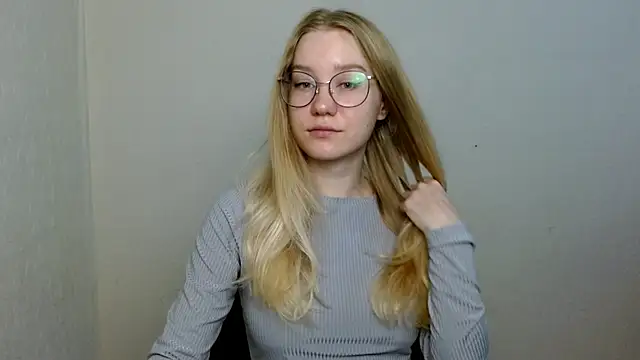 cindi hot online show from 11, 11, 2025