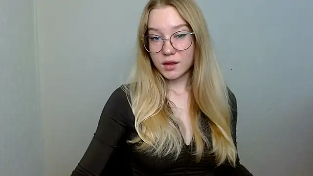 cindi hot online show from 14, 11, 2025