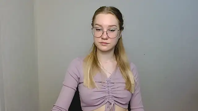 Snapshot of cindi_hot chatting on 15, 1, 2026 cindi hot online show from 15, 1, 2026