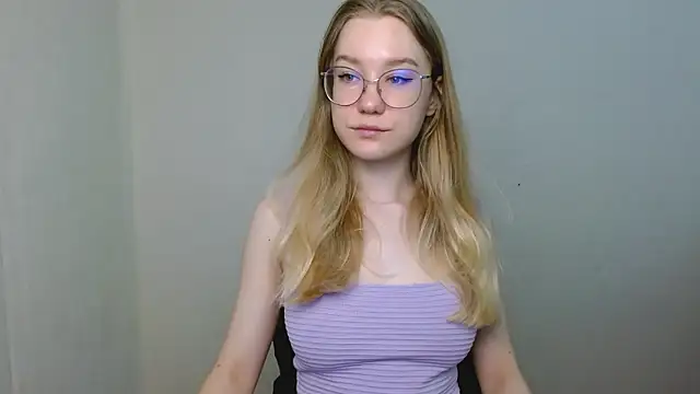 Snapshot of cindi_hot chatting on 23, 2, 2026 cindi hot online show from 23, 2, 2026