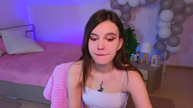 Snapshot of SusieMorris chatting on 28, 1, 2025 SusieMorris online show from 28, 1, 2025