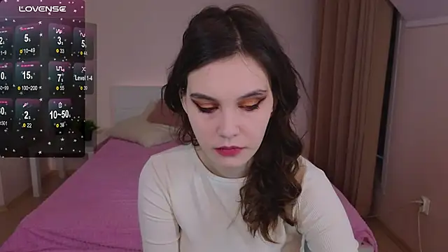 Snapshot of SusieMorris chatting on 28, 2, 2025 SusieMorris online show from 28, 2, 2025