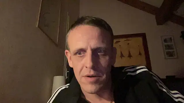 Snapshot of mrphatcat01 chatting on 28, 1, 2025 mrphatcat01 online show from 28, 1, 2025