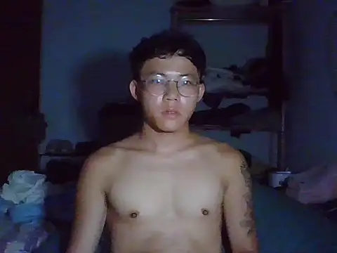 Snapshot of ZHIIz chatting on 9, 10, 2025 ZHIIz online show from 9, 10, 2025