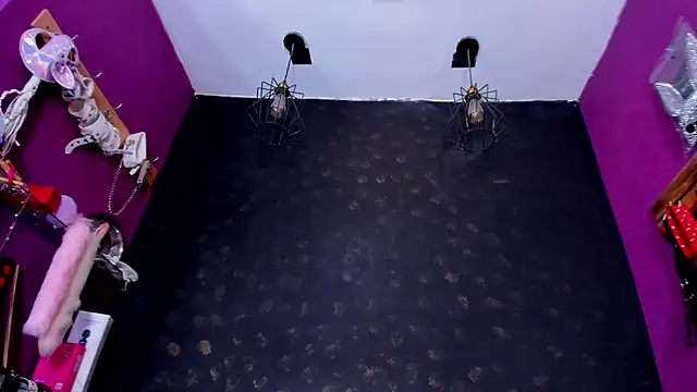 Alexa Slave online show from 30, 9, 2025