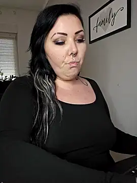 Snapshot of -BonnieBlack- chatting on 19, 2, 2025 -BonnieBlack- online show from 19, 2, 2025