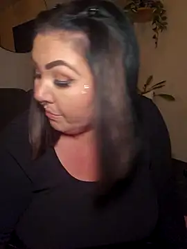 -BonnieBlack- online show from 9, 11, 2025