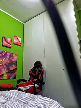 Snapshot of MASTERMONEY chatting on 13, 12, 2024 MASTERMONEY online show from 13, 12, 2024