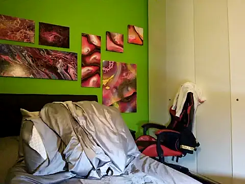 Snapshot of MASTERMONEY chatting on 9, 9, 2025 MASTERMONEY online show from 9, 9, 2025