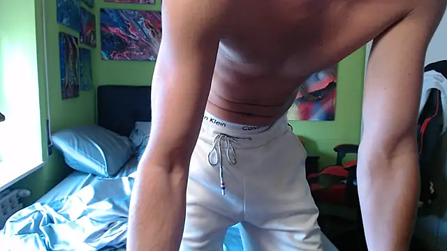 Snapshot of MASTERMONEY chatting on 10, 9, 2025 MASTERMONEY online show from 10, 9, 2025