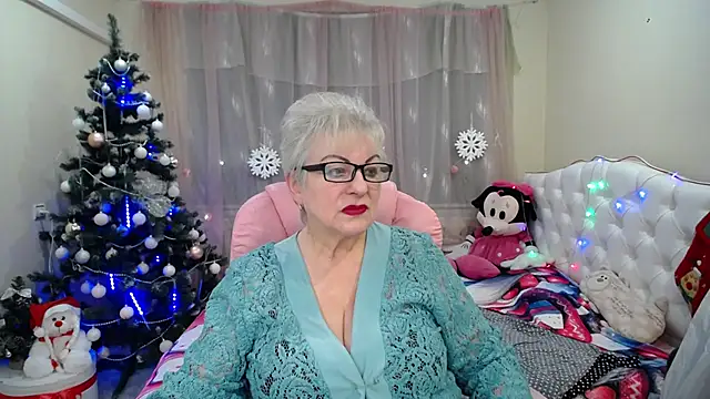 Snapshot of KayleSmoll chatting on 12, 1, 2025 KayleSmoll online show from 12, 1, 2025