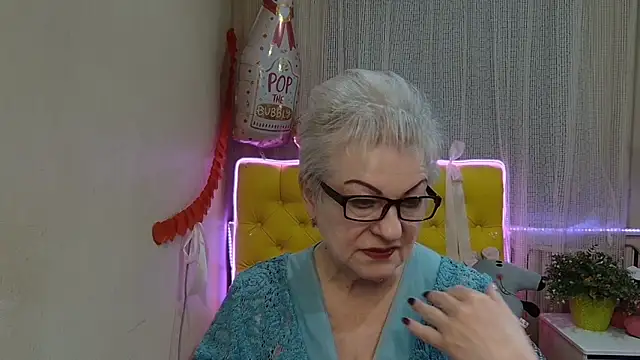 Snapshot of KayleSmoll chatting on 22, 3, 2025 KayleSmoll online show from 22, 3, 2025