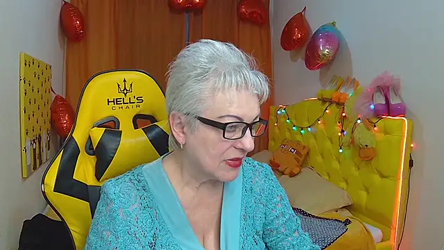 Snapshot of KayleSmoll chatting on 23, 3, 2025 KayleSmoll online show from 23, 3, 2025