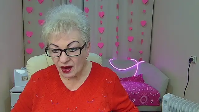 KayleSmoll online show from 4, 2, 2026