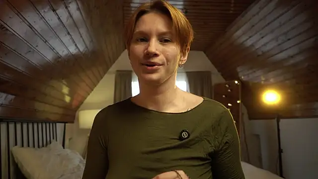 AkaneiroDemon online show from 2, 10, 2025