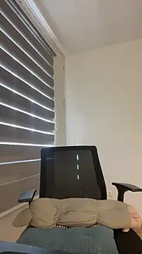 cinnamon rosa online show from 17, 12, 2025