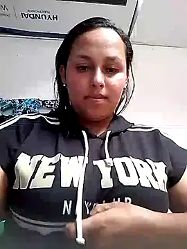Snapshot of perla_grens chatting on 24, 1, 2025 perla grens online show from 24, 1, 2025