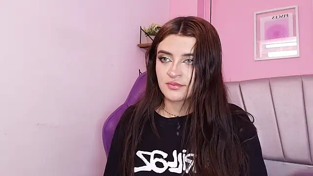 alice-millerr online show from 8, 12, 2024
