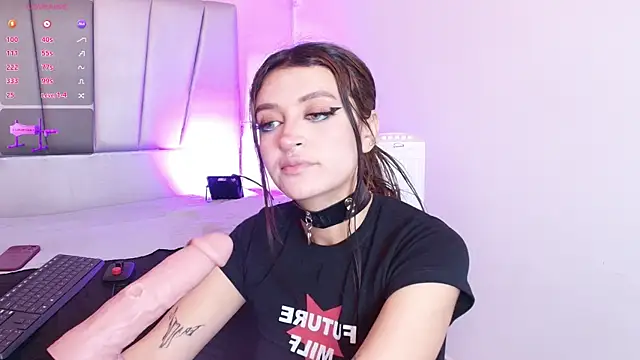 alice-millerr online show from 24, 1, 2025