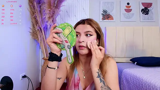 alice-millerr online show from 24, 9, 2025