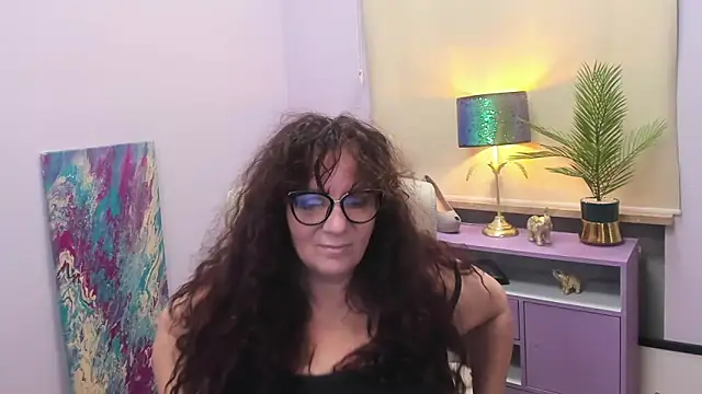 Snapshot of Alice_xHeart chatting on 12, 12, 2024 Alice xHeart online show from 12, 12, 2024
