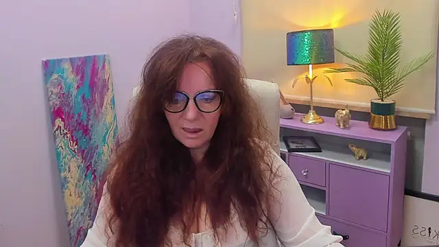 Snapshot of Alice_xHeart chatting on 19, 12, 2024 Alice xHeart online show from 19, 12, 2024