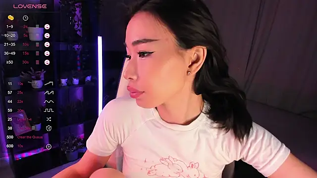 sensualily online show from 5, 11, 2025