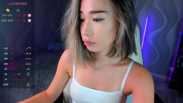 sensualily online show from 23, 7, 2026