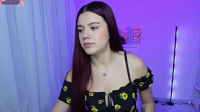 Snapshot of Layla_castilloo chatting on 25, 6, 2026 Layla castilloo online show from 25, 6, 2026
