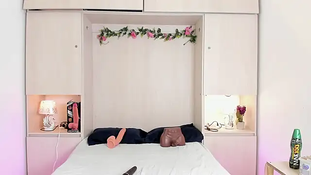 KendallRosse1 online show from 3, 12, 2025