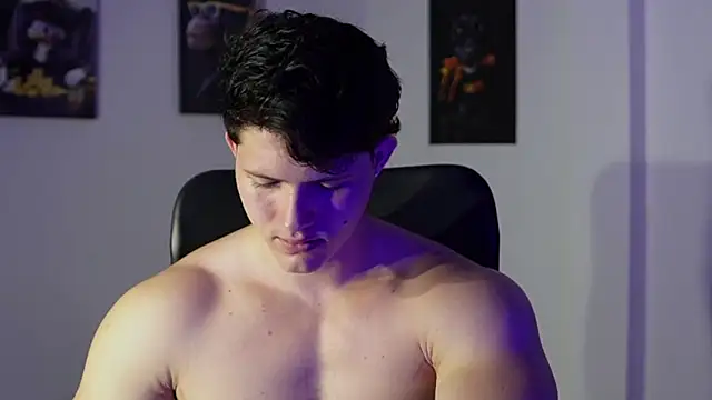 Snapshot of Hazzan_Velez chatting on 20, 12, 2025 Hazzan Velez online show from 20, 12, 2025