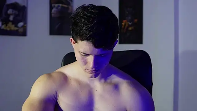 Snapshot of Hazzan_Velez chatting on 22, 12, 2025 Hazzan Velez online show from 22, 12, 2025