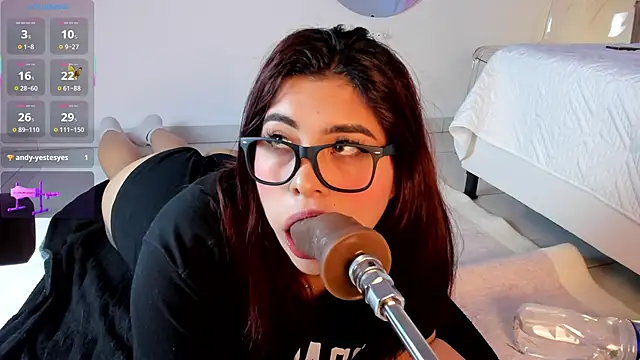 Snapshot of Danna_adams01 chatting on 25, 2, 2025 Danna adams01 online show from 25, 2, 2025