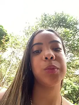 Snapshot of NAUGHTY_LITTLE_18 chatting on 2, 2, 2025 NAUGHTY LITTLE 18 online show from 2, 2, 2025